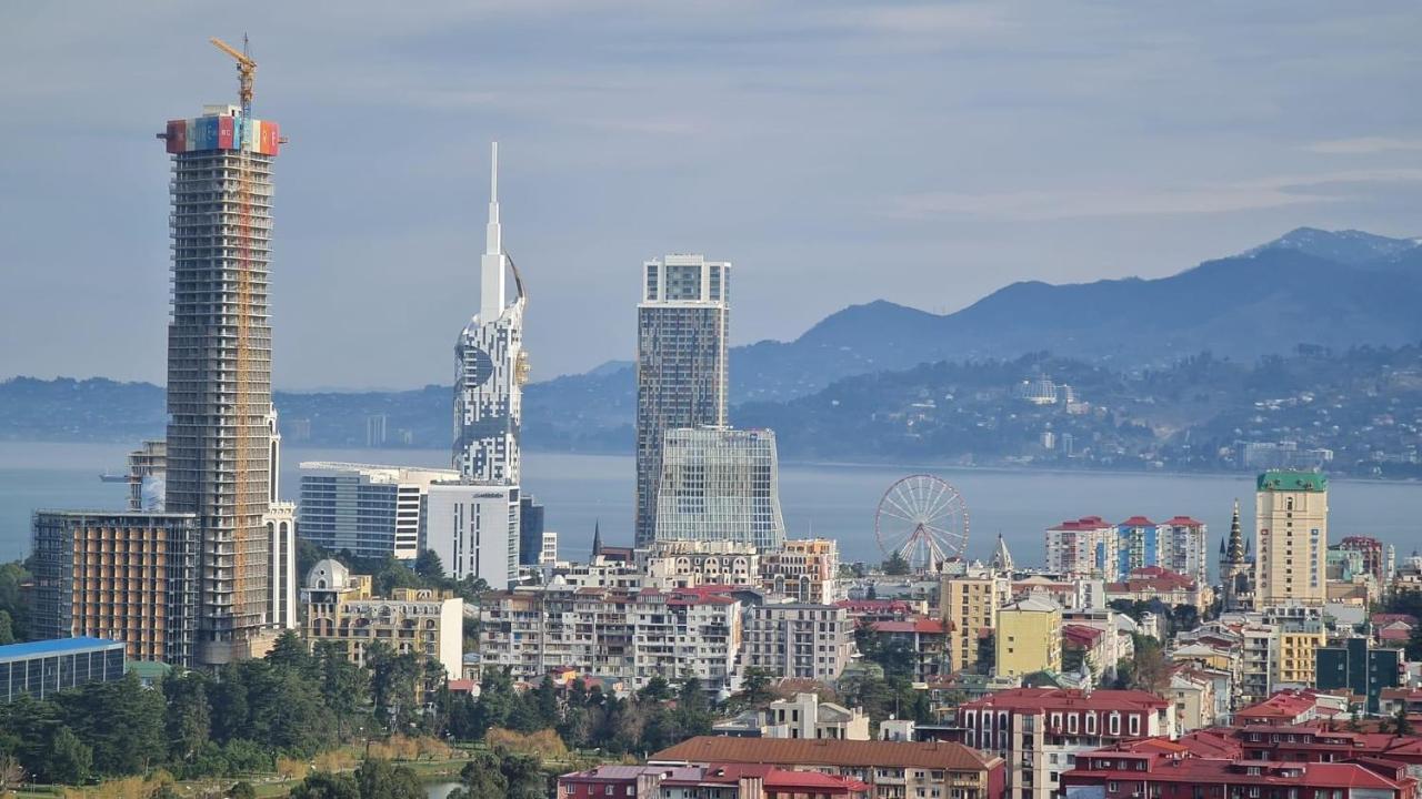 Orbi City Hub Apartments Batumi Exterior photo